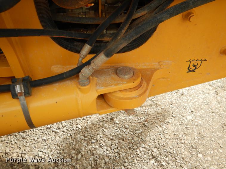 image for item DE3856 2013 John Deere 672G motor grader