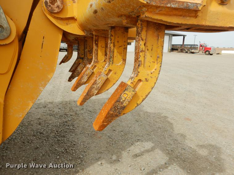 image for item DE3856 2013 John Deere 672G motor grader