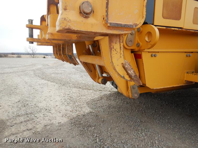 image for item DE3856 2013 John Deere 672G motor grader