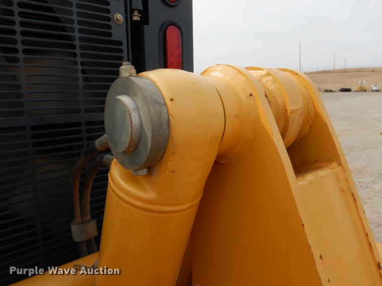 image for item DE3856 2013 John Deere 672G motor grader