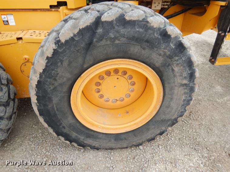 image for item DE3856 2013 John Deere 672G motor grader