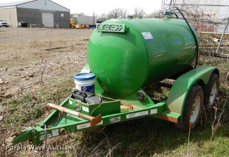 image for item DE3862 2012 LEE 500 gallon fuel trailer