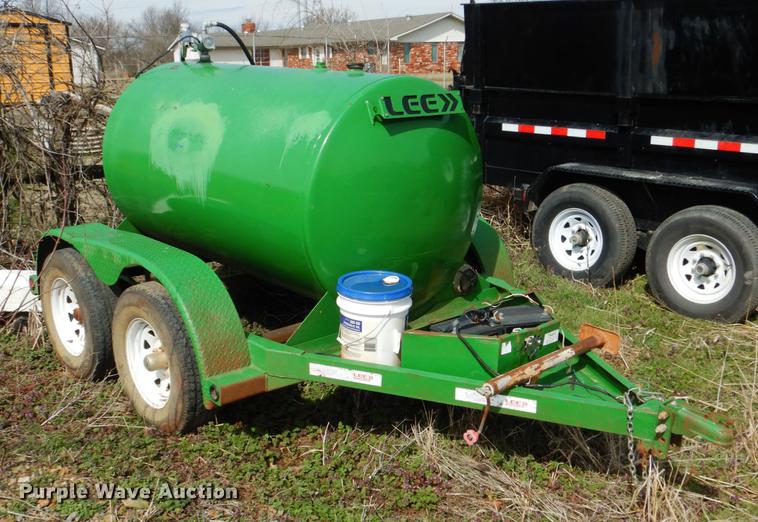 image for item DE3862 2012 LEE 500 gallon fuel trailer