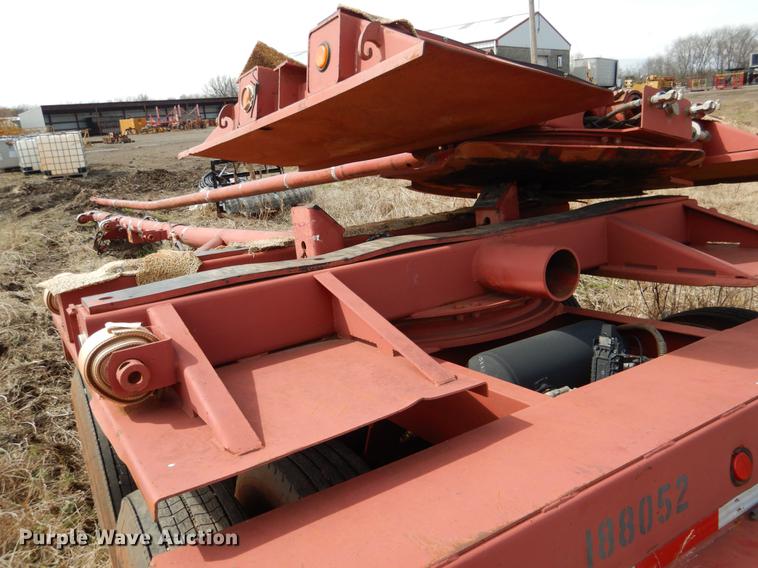 image for item DE3863 2013 Sunbelt pole trailer