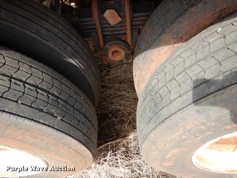 image for item DE3863 2013 Sunbelt pole trailer