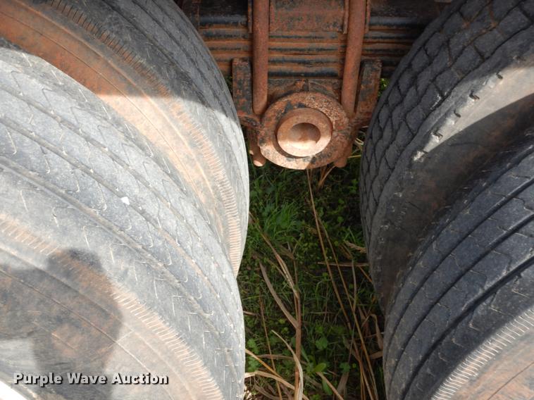 image for item DE3864 2013 Sunbelt pole trailer