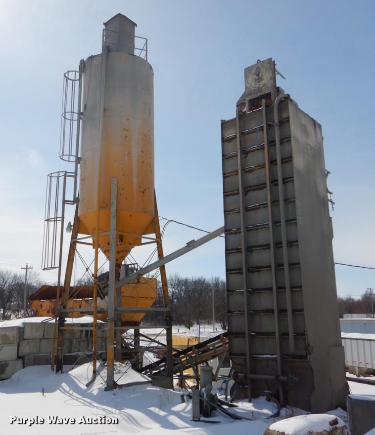 image for item DE6024 Ross 60-7 concrete plant