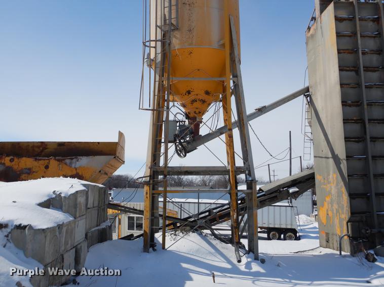 image for item DE6024 Ross 60-7 concrete plant