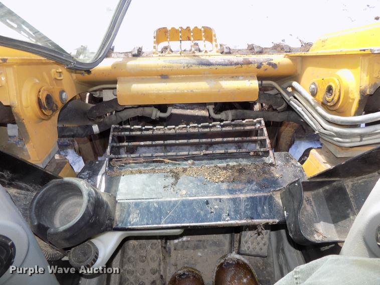 image for item DE7613 2010 Caterpillar 279C skid steer