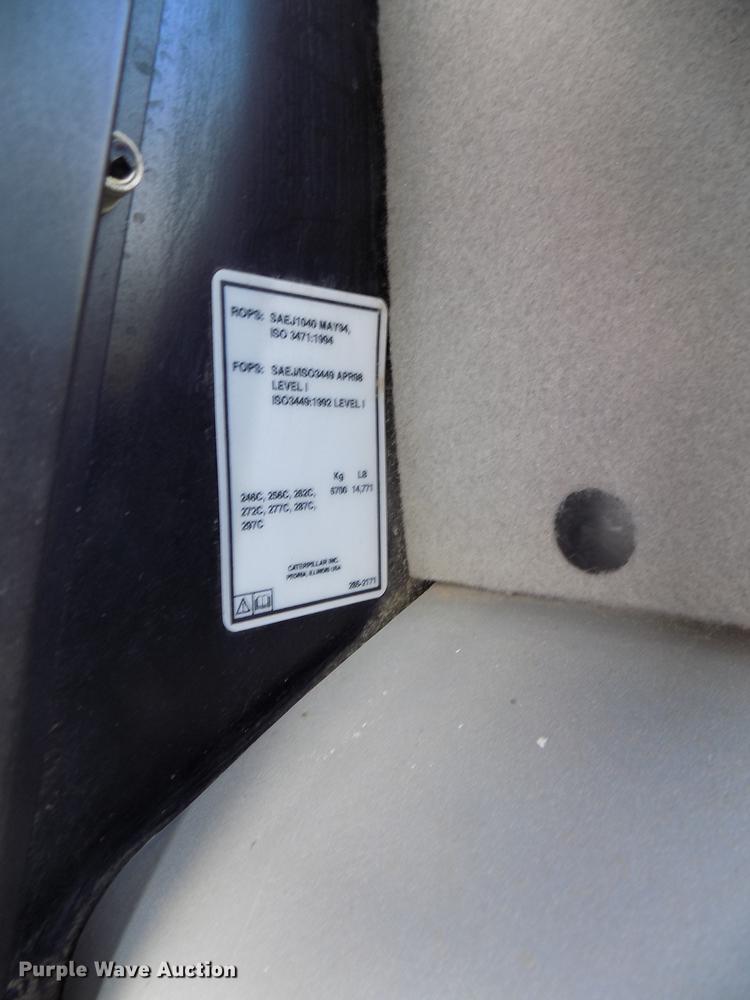 image for item DE7613 2010 Caterpillar 279C skid steer