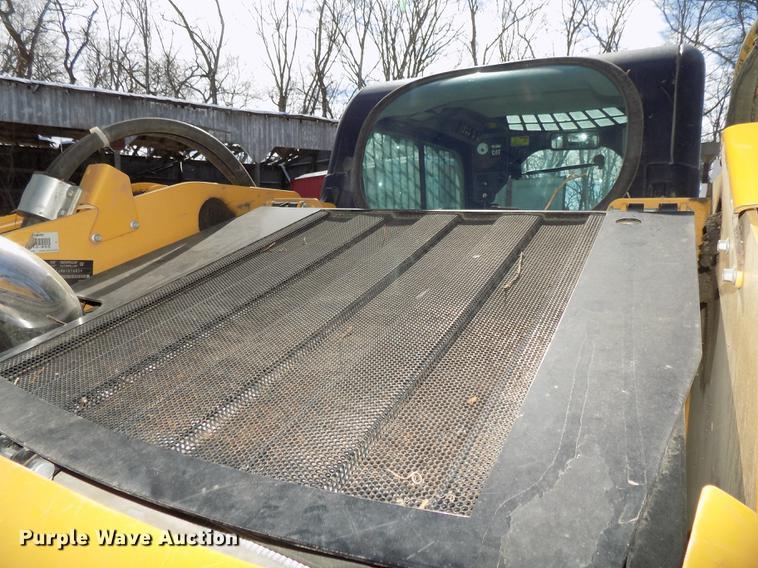 image for item DE7613 2010 Caterpillar 279C skid steer