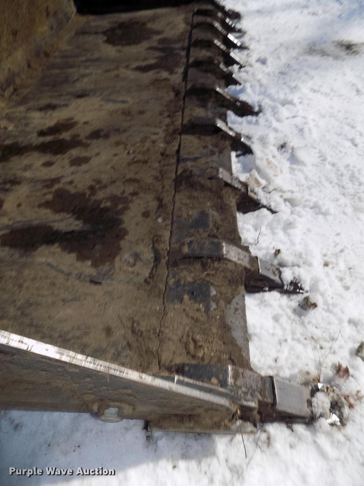 image for item DE7613 2010 Caterpillar 279C skid steer