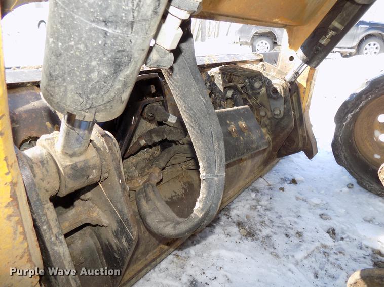 image for item DE7613 2010 Caterpillar 279C skid steer