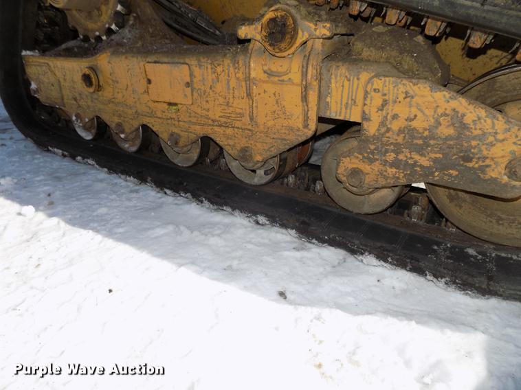 image for item DE7613 2010 Caterpillar 279C skid steer