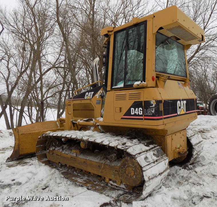 image for item DE7616 2002 Caterpillar D4G LGP dozer