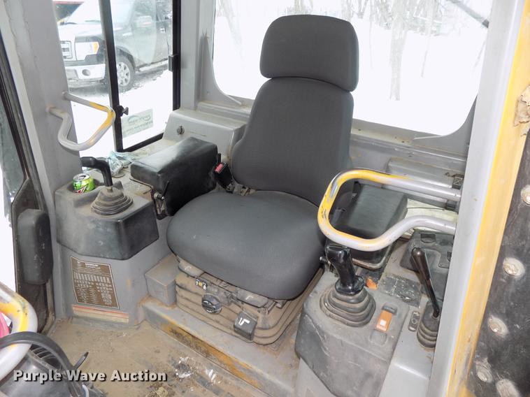 image for item DE7616 2002 Caterpillar D4G LGP dozer