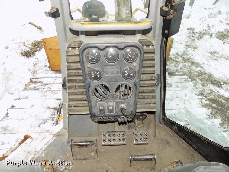 image for item DE7616 2002 Caterpillar D4G LGP dozer