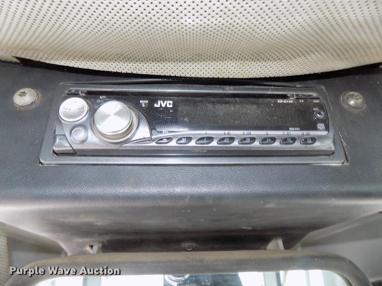 image for item DE7616 2002 Caterpillar D4G LGP dozer