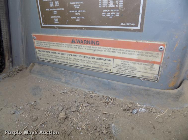 image for item DE7616 2002 Caterpillar D4G LGP dozer