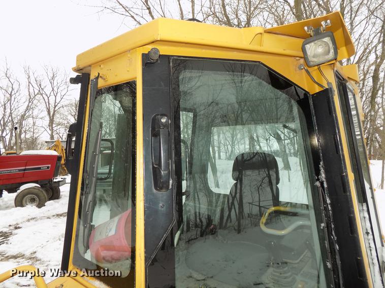 image for item DE7616 2002 Caterpillar D4G LGP dozer