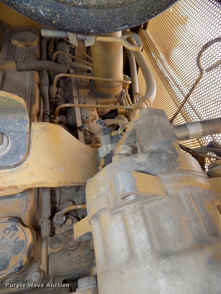 image for item DE7616 2002 Caterpillar D4G LGP dozer
