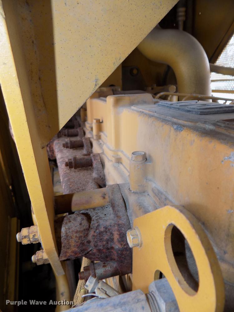 image for item DE7616 2002 Caterpillar D4G LGP dozer