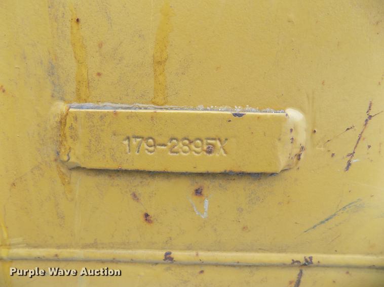 image for item DE7616 2002 Caterpillar D4G LGP dozer