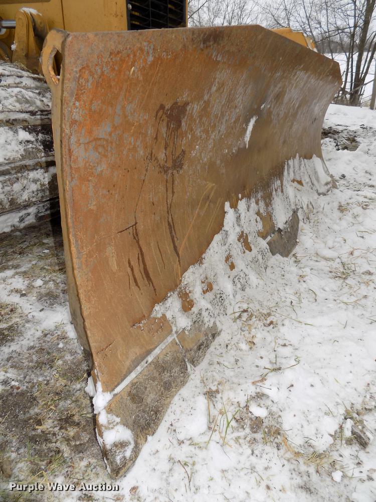 image for item DE7616 2002 Caterpillar D4G LGP dozer