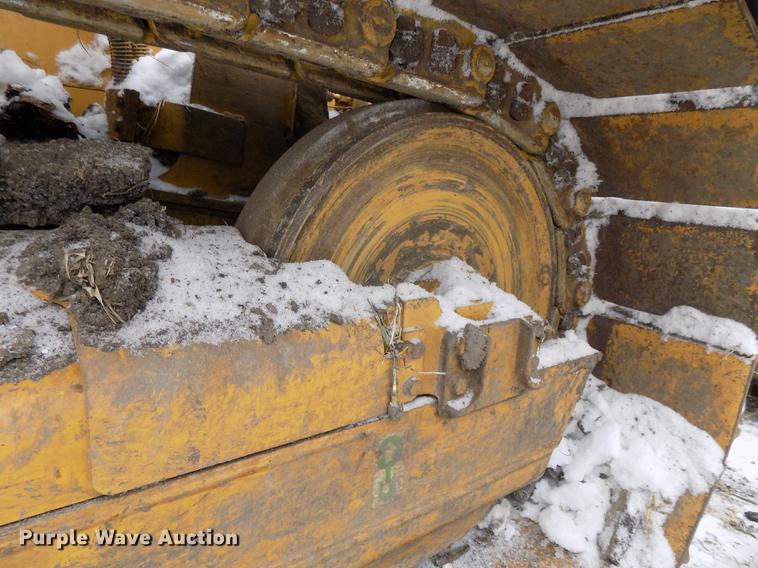 image for item DE7616 2002 Caterpillar D4G LGP dozer