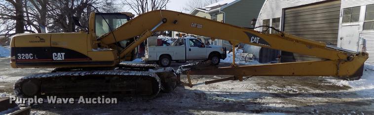 image for item DE7620 2001 Caterpillar 320C L long reach excavator