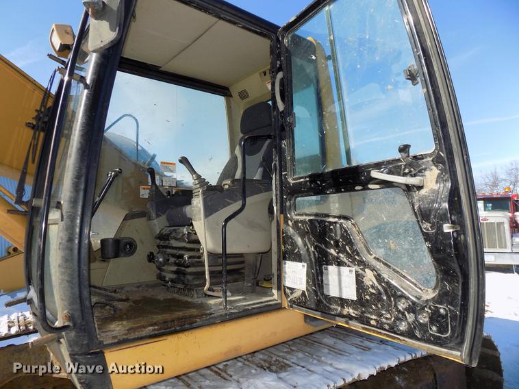 image for item DE7620 2001 Caterpillar 320C L long reach excavator