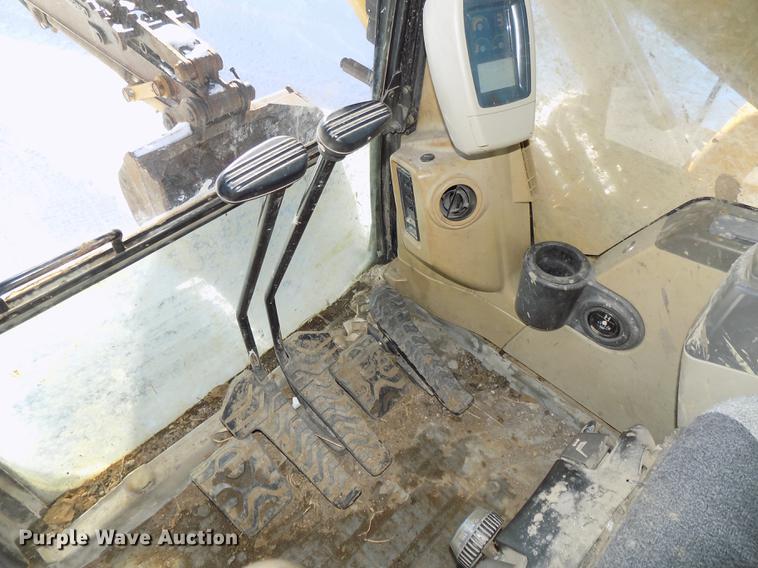 image for item DE7620 2001 Caterpillar 320C L long reach excavator