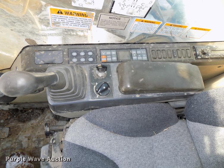 image for item DE7620 2001 Caterpillar 320C L long reach excavator