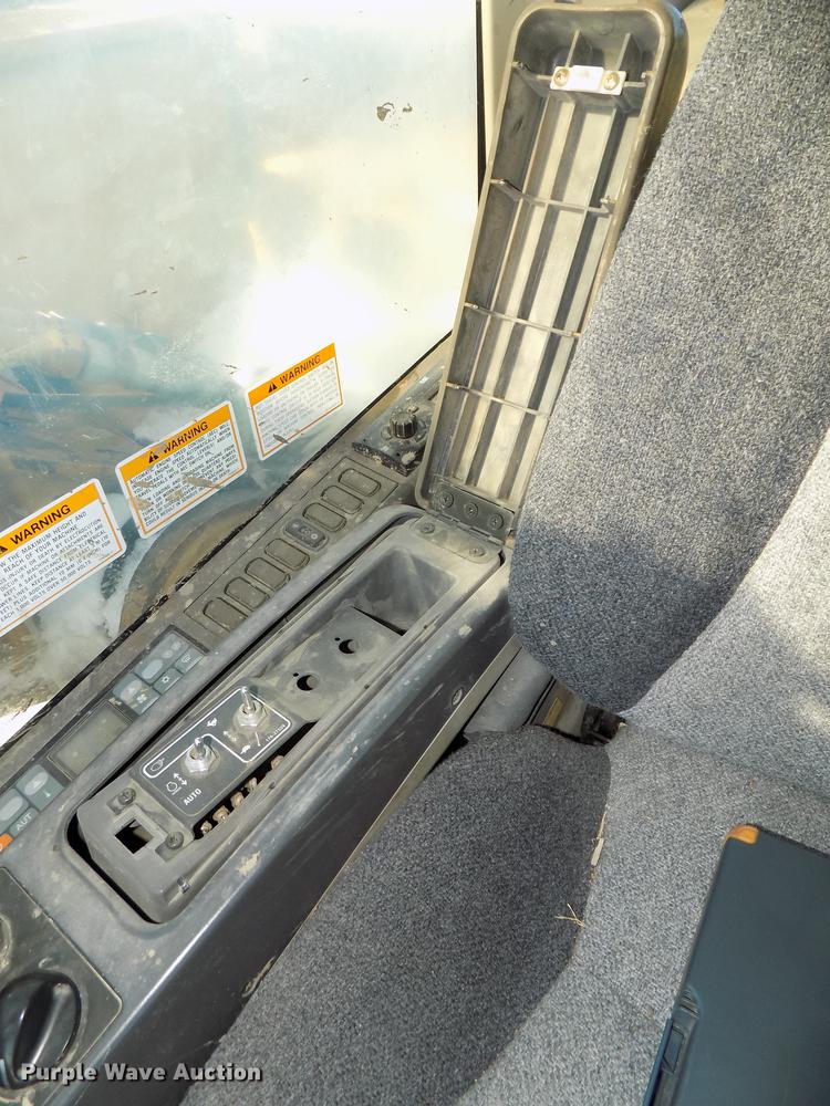 image for item DE7620 2001 Caterpillar 320C L long reach excavator