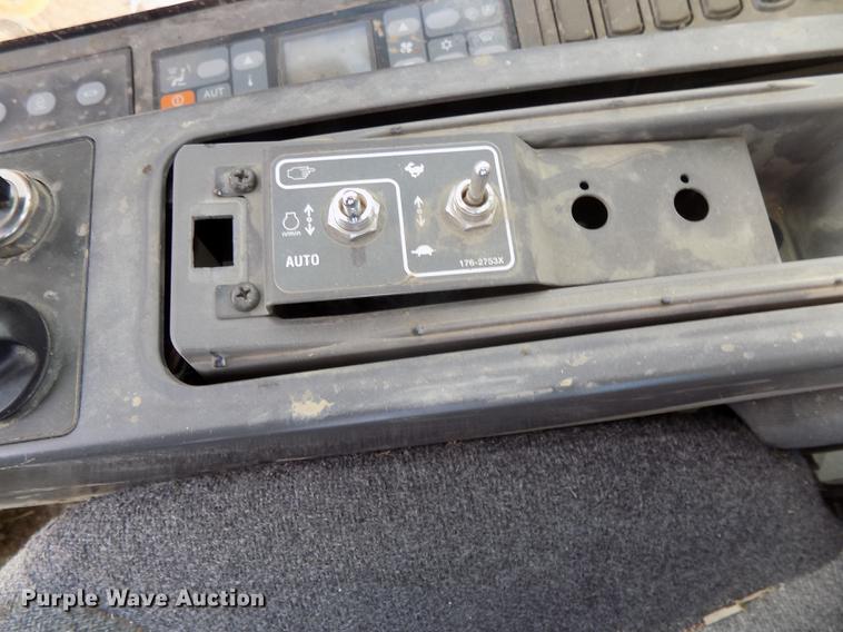 image for item DE7620 2001 Caterpillar 320C L long reach excavator