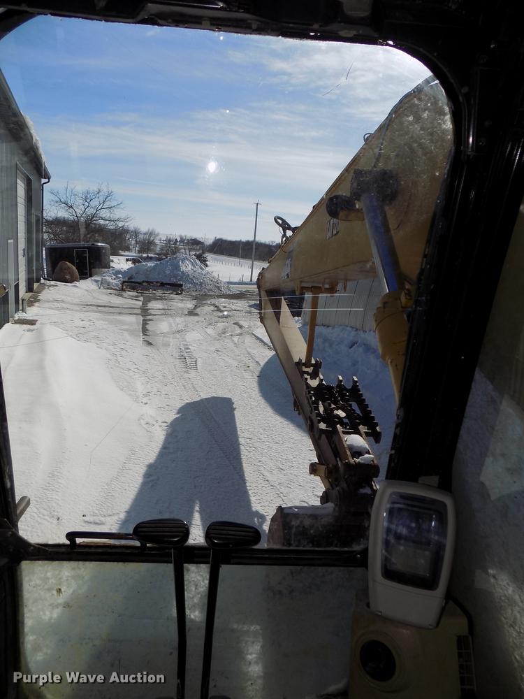 image for item DE7620 2001 Caterpillar 320C L long reach excavator