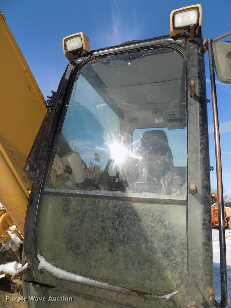 image for item DE7620 2001 Caterpillar 320C L long reach excavator