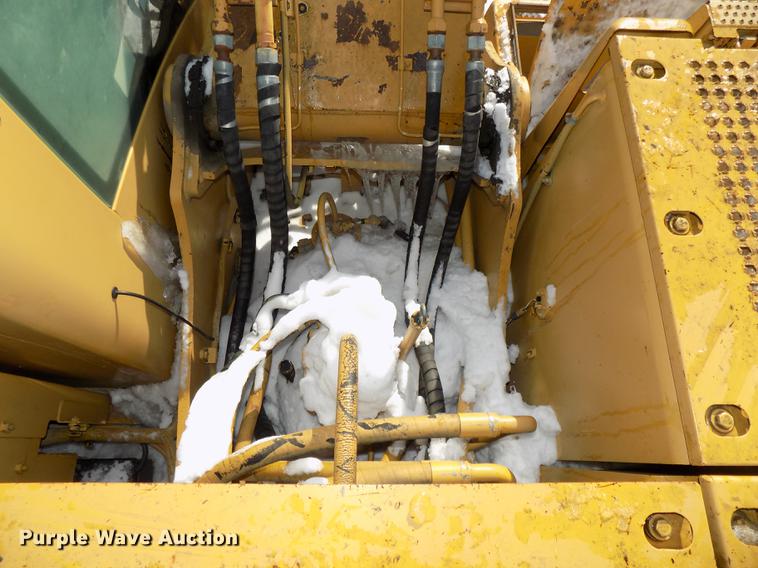 image for item DE7620 2001 Caterpillar 320C L long reach excavator