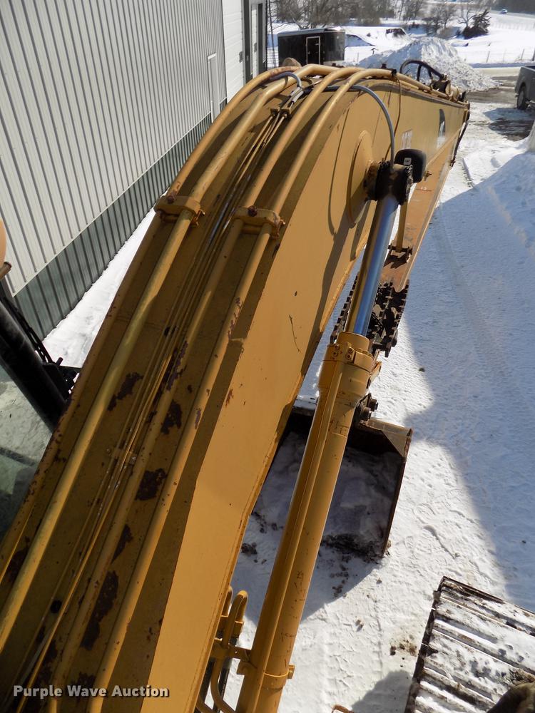 image for item DE7620 2001 Caterpillar 320C L long reach excavator