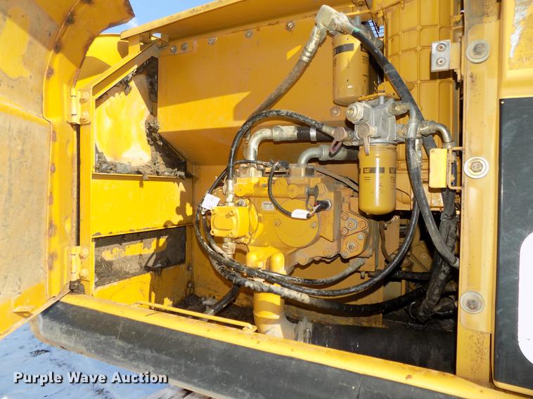 image for item DE7620 2001 Caterpillar 320C L long reach excavator