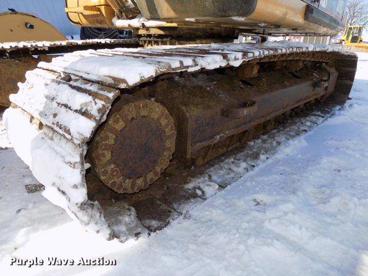 image for item DE7620 2001 Caterpillar 320C L long reach excavator