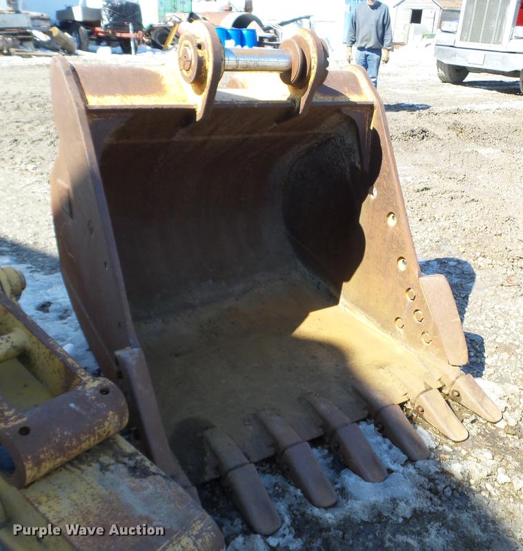 image for item DE7620 2001 Caterpillar 320C L long reach excavator