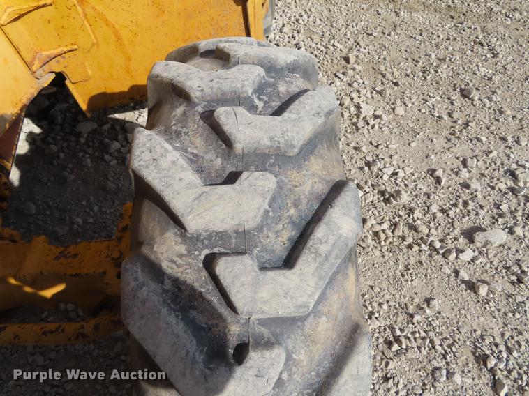 image for item DF1354 2006 John Deere 310SG backhoe