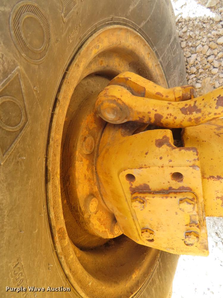 image for item DF1354 2006 John Deere 310SG backhoe