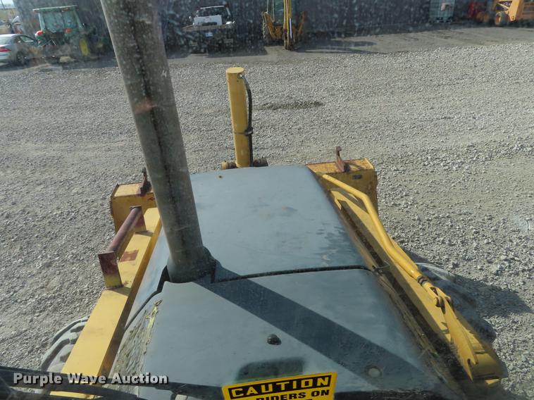 image for item DF1354 2006 John Deere 310SG backhoe