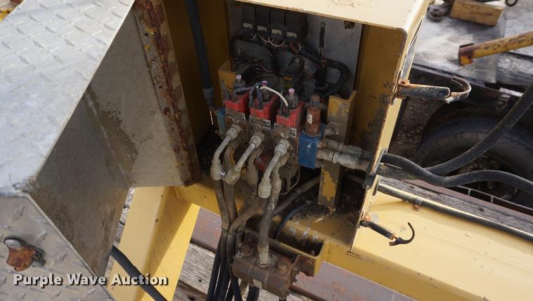 image for item DF1708 Tarpomatic 40F tarp machine