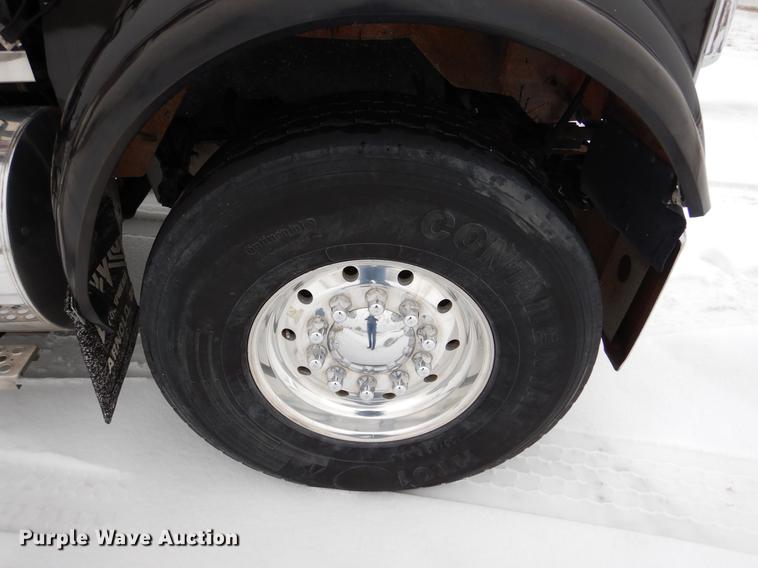 image for item DF3286 2005 Kenworth W900 dump truck