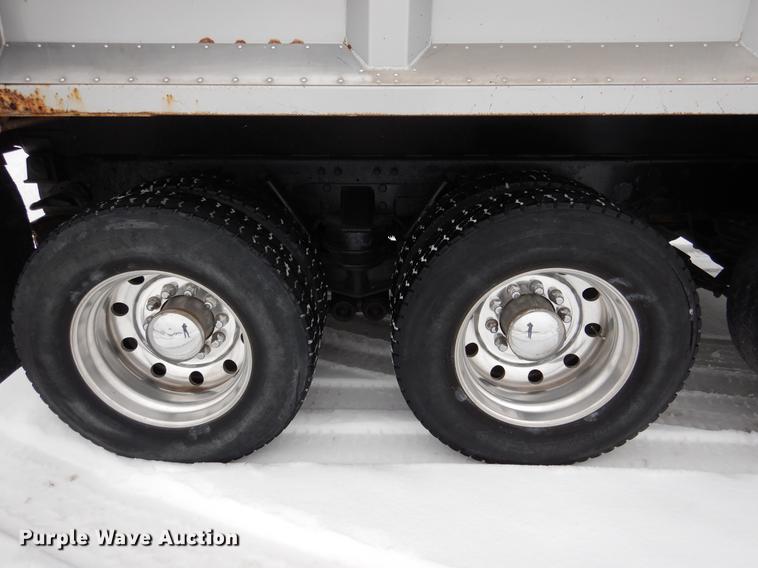 image for item DF3286 2005 Kenworth W900 dump truck