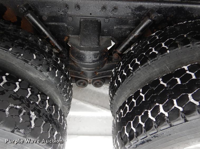 image for item DF3286 2005 Kenworth W900 dump truck