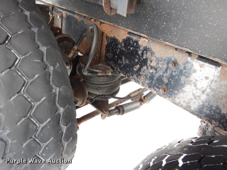 image for item DF3286 2005 Kenworth W900 dump truck